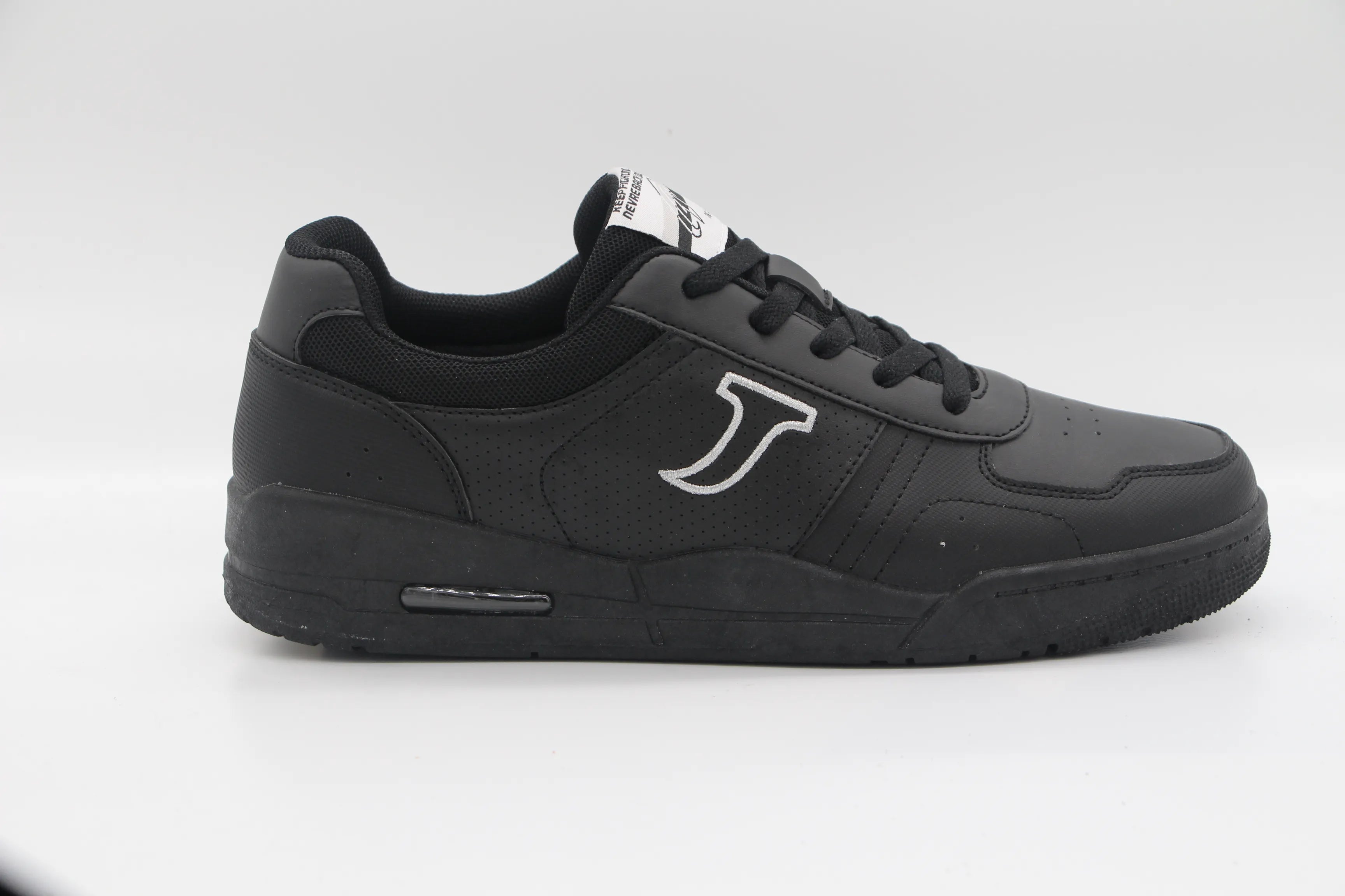 TAMO-SNEAKERS-20